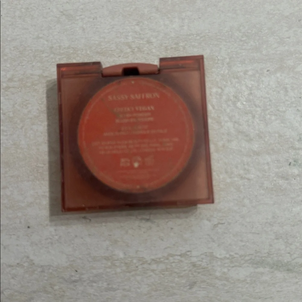 Creamy Peach Blush Compact — Warm Peach Shade